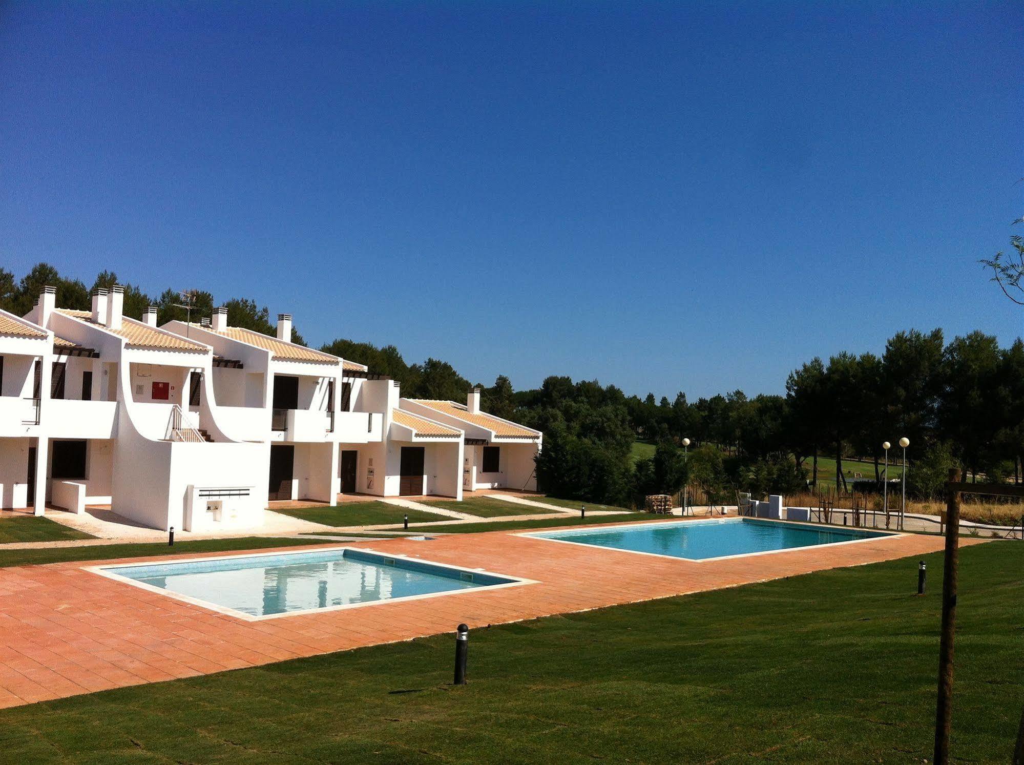 Alto Fairways Aparthotel Alvor Exterior photo